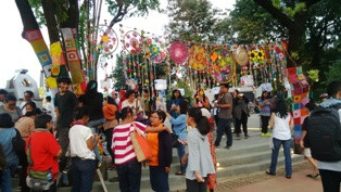 Tampung Aspirasi Pendemo, Ahok Resmikan Taman Pandang Istana