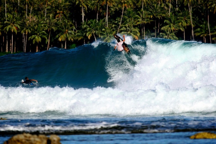 Nias Jadi Tuan Rumah Pesta Ya'Ahowu dan Surfing Internasional
