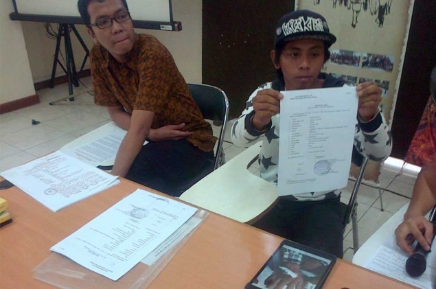 Pengamen Gugat Rp 1 M Polda Metro Jaya & Kejati DKI Jakarta