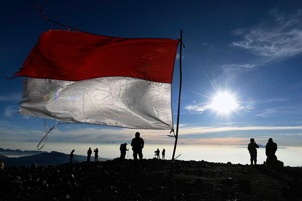 Gunung Semeru, Salah Satu Destinasi Favofit Para Pendaki