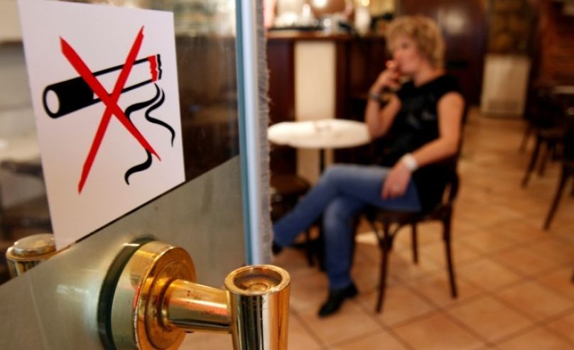 Jauhi rokok untuk menghindari risiko penyakit jantung (Foto:Reuters)