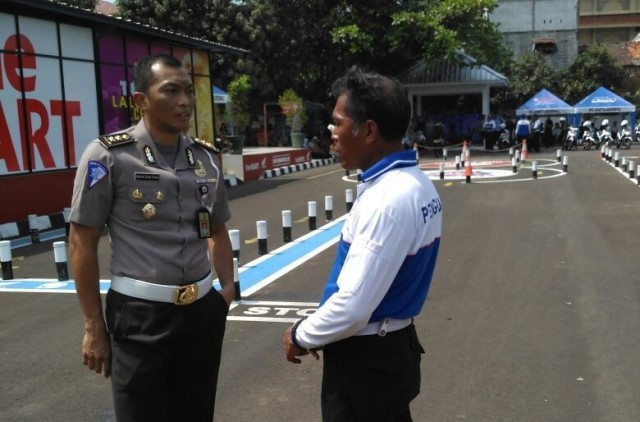 Polda Metro Pastikan Pelayanan dan Material SIM Berfungsi Baik