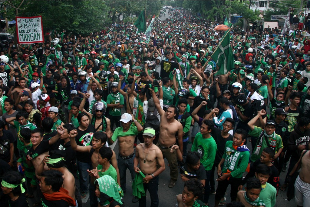 Suporter Persebaya 1927, Bonek 