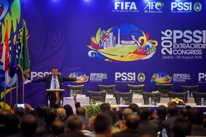 Hinca Panjaitan Resmi Menjadi PLT Ketum PSSI