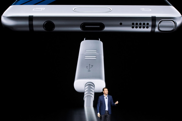 Mulai Adopsi USB Type-C, Apakah Vendor Smartphone Lain Ikuti Jejak Samsung?
