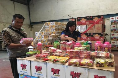 Produk Makanan Ringan Ilegal di Tangerang Tersebar Hingga ke Kalimantan