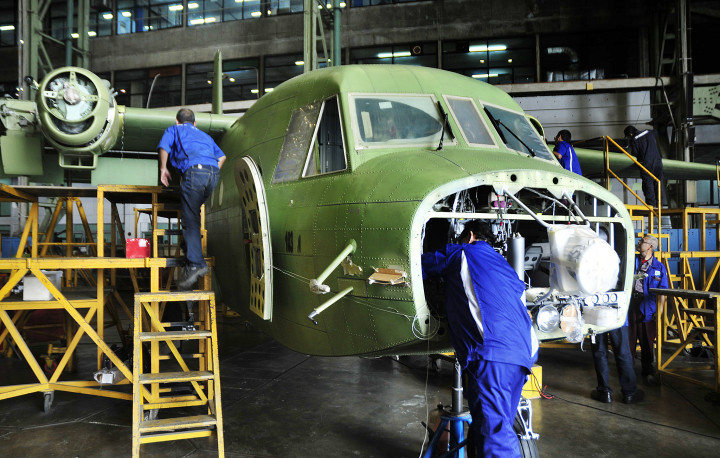 Presiden Guinea Minati Pesawat CN235-220