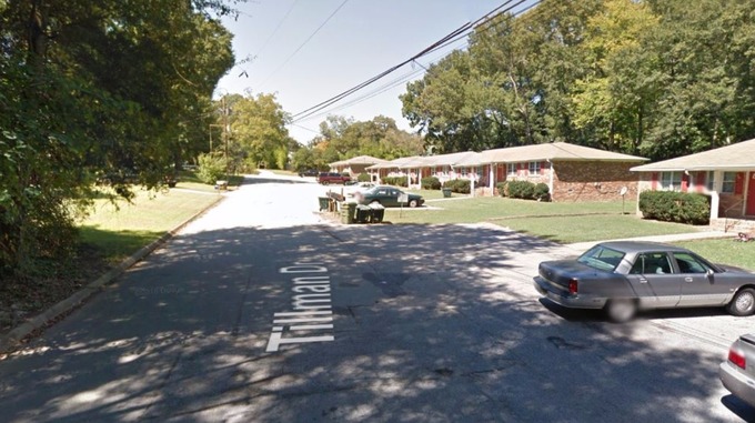 Ditinggalkan di Dalam Mobil, Bayi Kembar Ditemukan Tewas