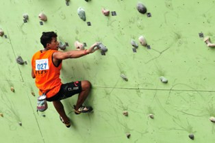 Ukur Kemampuan, Atlet PON Sejumlah Daerah Ikuti Climbing Competition