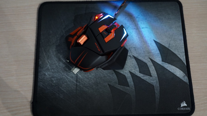 Corsair MM300 Small Edition, Mungil, Presisi, Anti Selip