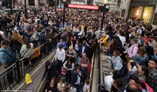 Pekerja Kereta London Mogok Kerja 5 Hari