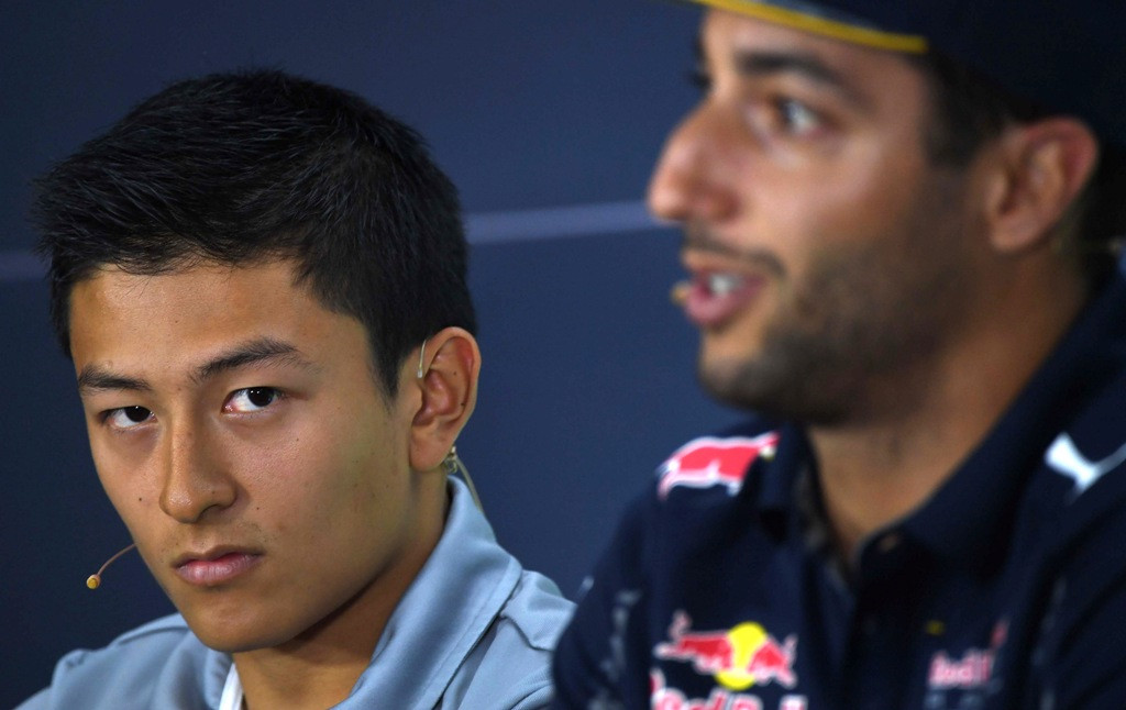 Rio Haryanto (PATRIK STOLLARZ / AFP)