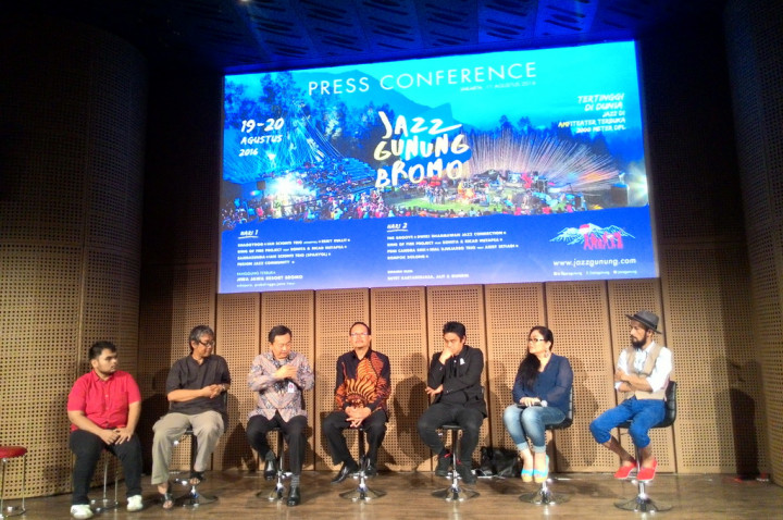 Panitia Jamin Lokasi Panggung Jazz Gunung Bromo Aman