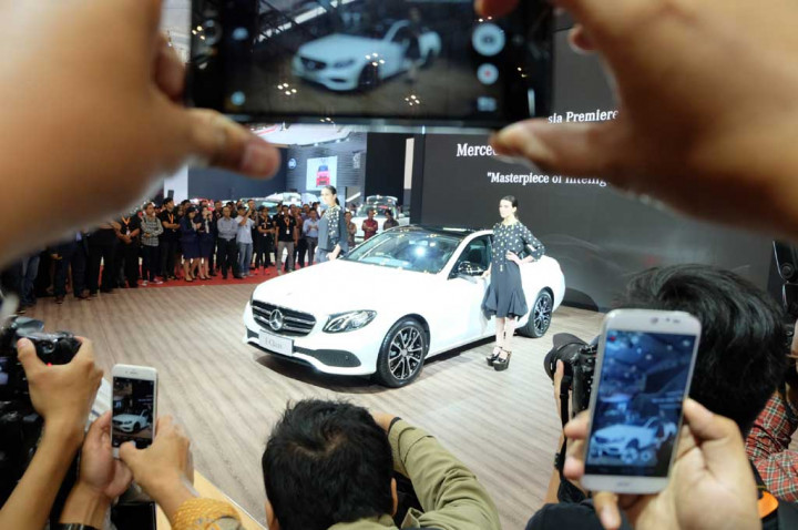Mercedes-Benz Rilis 4 Mobil Sekaligus