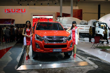 Isuzu Hadirkan Produk Lengkap Andalanya