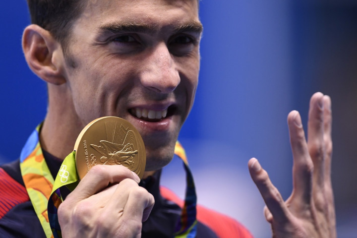 Michael Phelps Raih Medali Emas Keempat