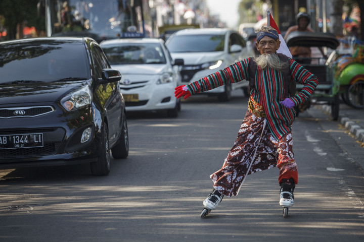 Perjalanan Panjang Mbah Supri demi Ketemu Jokowi