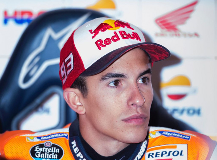 Marquez Dibawa ke Rumah Sakit