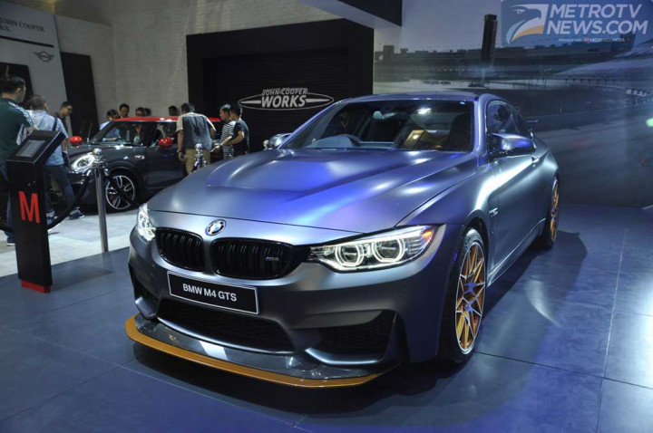 BMW M4 GTS Coupe Mengaspal di Indonesia