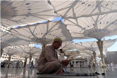 Tujuh Calon Haji Asal Jawa Timur Meninggal