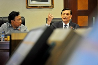 Luhut Klaim Bisa Emban Dua Jabatan Menteri