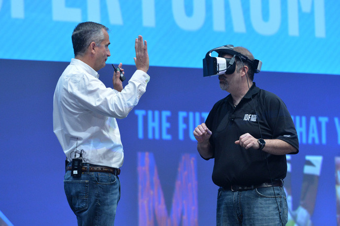 Saat Project Alloy didemonstrasikan. (Intel)