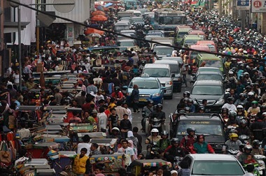 Bulan Depan, Makanan hingga Tukang Pijit Diskon di Bandung