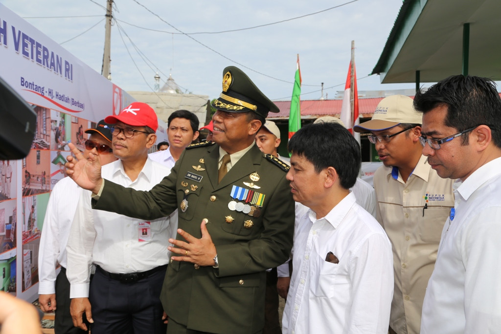 BUMN Hutama Karya dan Pupuk Indonesia Group menyelenggarakan program BUMN Hadir Untuk Negeri (Foto:Dok.Pupuk Indonesia)