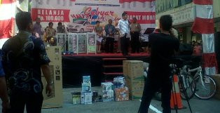 Serunya Perayaan HUT Ke-71 RI di Taman Hiburan Rakyat Lokasari