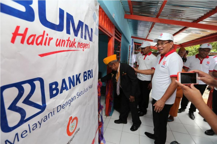 BRI Salurkan Bantuan CSR Peringati Hari Kemerdekaan di Papua