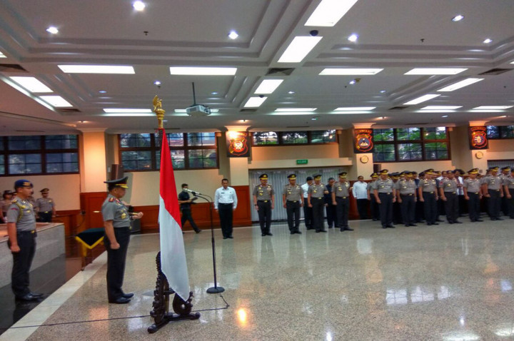 Angkat 13 Pati Polri, Tito Harap Pelayanan pada Masyarakat Prima