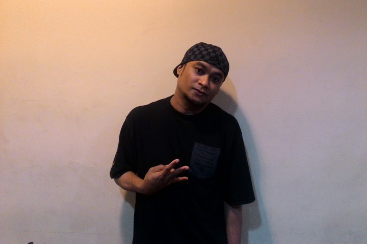 Evolusi 8 Ball 'Si Lisan Nista'