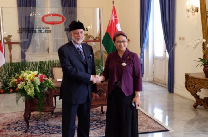 Terima Menlu Oman, Menlu Retno Bahas Perdamaian Timur Tengah