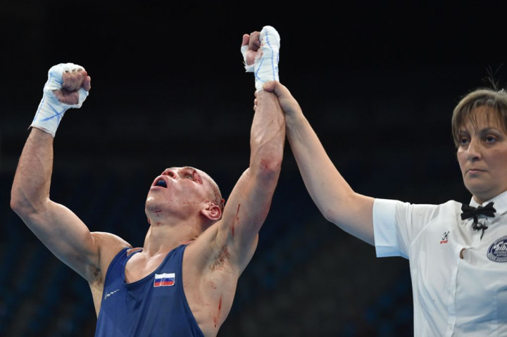 Kemenangan Petinju Rusia Ini Menuai Kontroversi