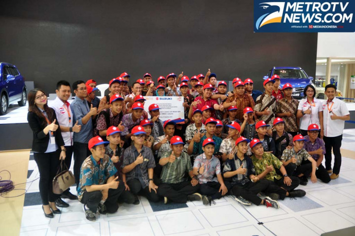 Pelajar Gali Ilmu Otomotif dari Industri di GIIAS 2016