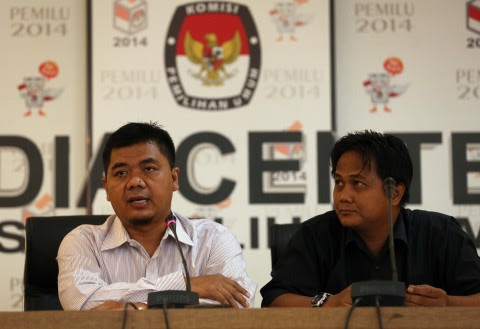 KPU chairman Juri Ardiantoro (left) (Photo: MI/Ramdani)