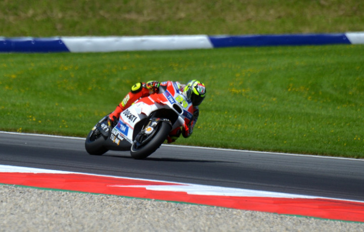 Iannone Asapi Duo Yamaha di Latihan Bebas Pertama