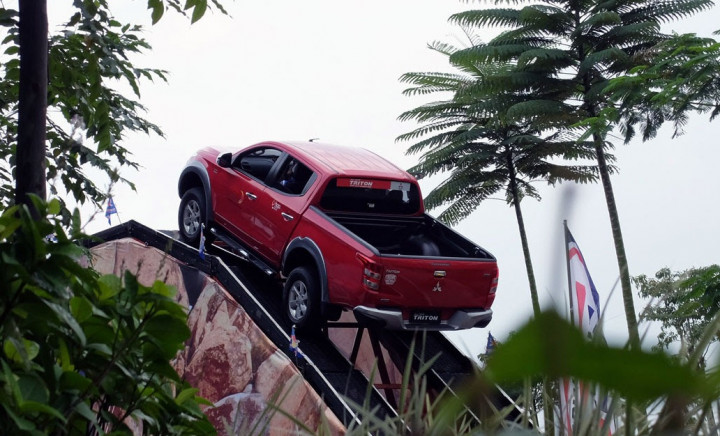 'Test Drive' Sambil Memacu Adrenalin