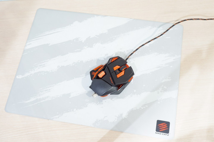 Mad Catz G.L.I.D.E. 7, Fleksibel dan Bisa Dicuci