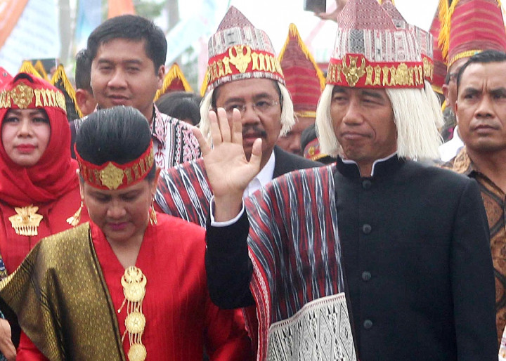 Karnaval Kemerdekaan Pesona Danau Toba 2016 Sukses Besar