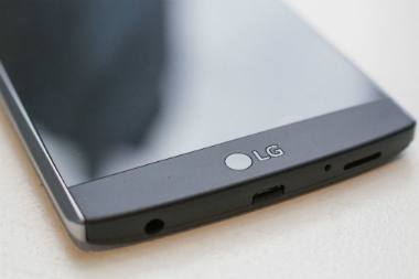 LG V20 Sebagai Ponsel Android 7.0 Nougat Pertama