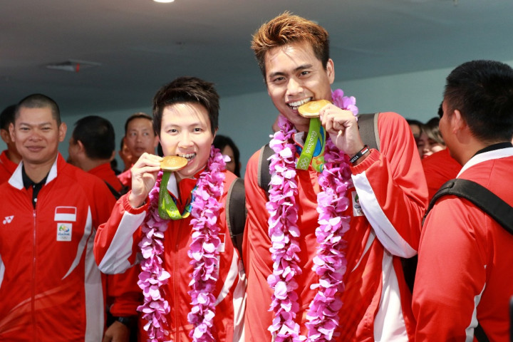 Tontowi/Liliyana Dapat Tiket AirAsia Gratis Seumur Hidup