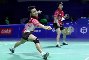 Baca Al Quran dan Salat Cara Tontowi Hilangkan Ketegangan