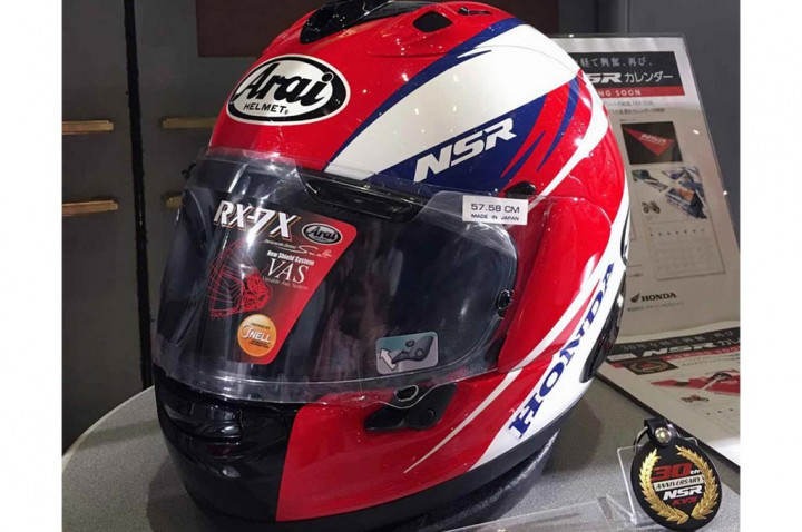 Arai Edisi Khusus untuk Penggemar NSR250