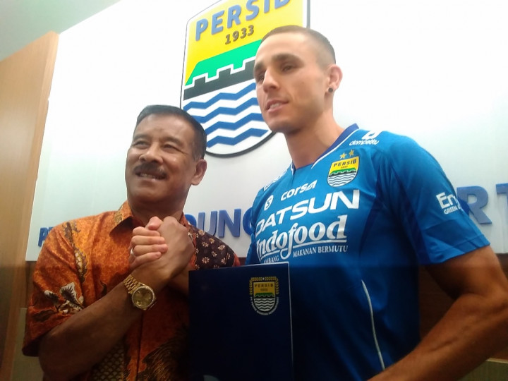 Persib Ikat Pemain Asal Australia Selama Empat Bulan