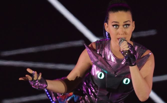 Album Baru Katy Perry Lebih Intim