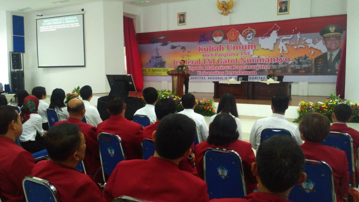 Panglima TNI Isi Kuliah Umum di Universitas Pertahanan
