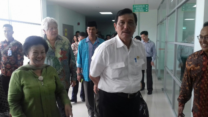 Luhut Masih Buka Peluang Kapal Asing Tangkap Ikan di Natuna