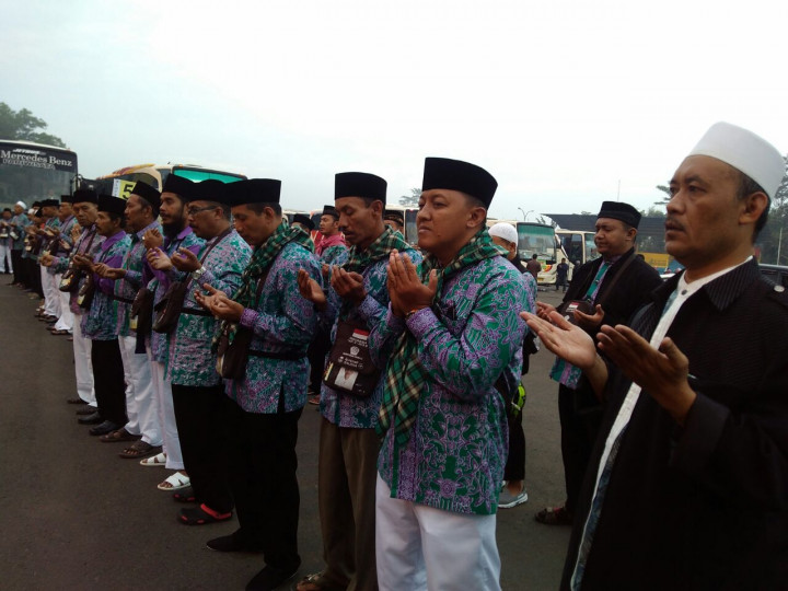 Calon Haji Kabupaten Malang Diberangkatkan