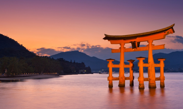 Suara Seribu Angklung Ketuk Pintu Pasar Wisman Osaka